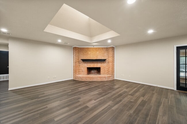 Building Photo - 3120 Lafayette St