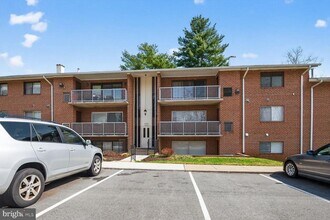 Building Photo - 105 Fitz Ct