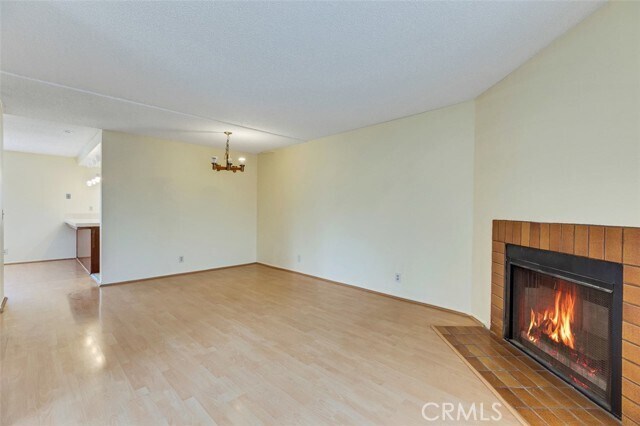 Foto del edificio - 324 N Stoneman Ave