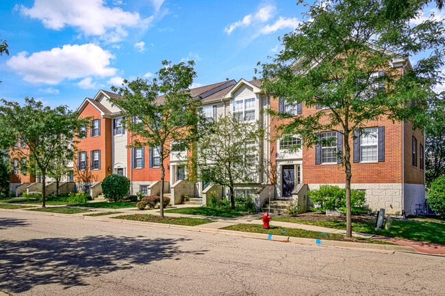 Building Photo - 822 Lewisburg Ln