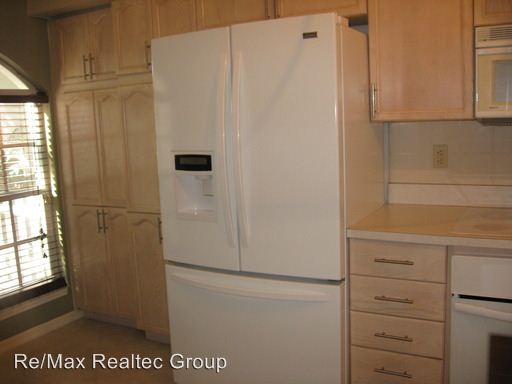 Building Photo - 2578 Stony Brook Ln