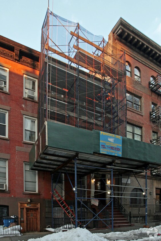 Foto principal - 441 W 44th St