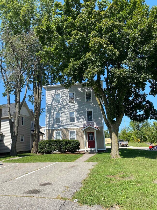 Foto del edificio - 17 Ferry St