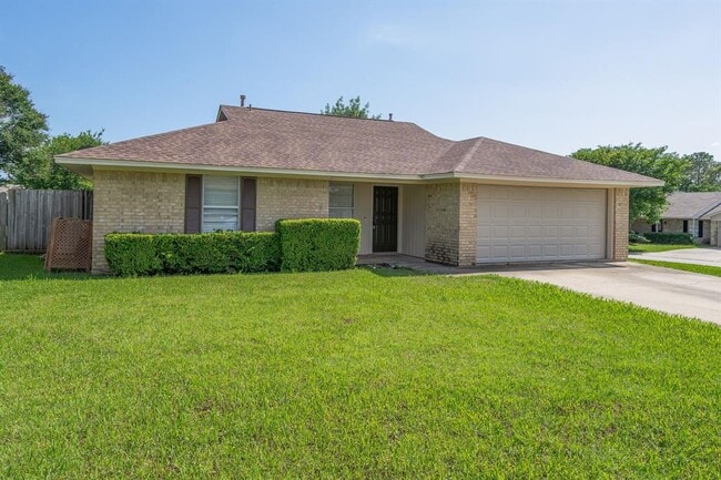Building Photo - 2500 Quail Ridge Dr