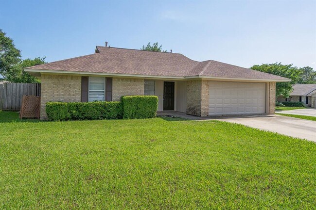 Foto del edificio - 2500 Quail Ridge Dr