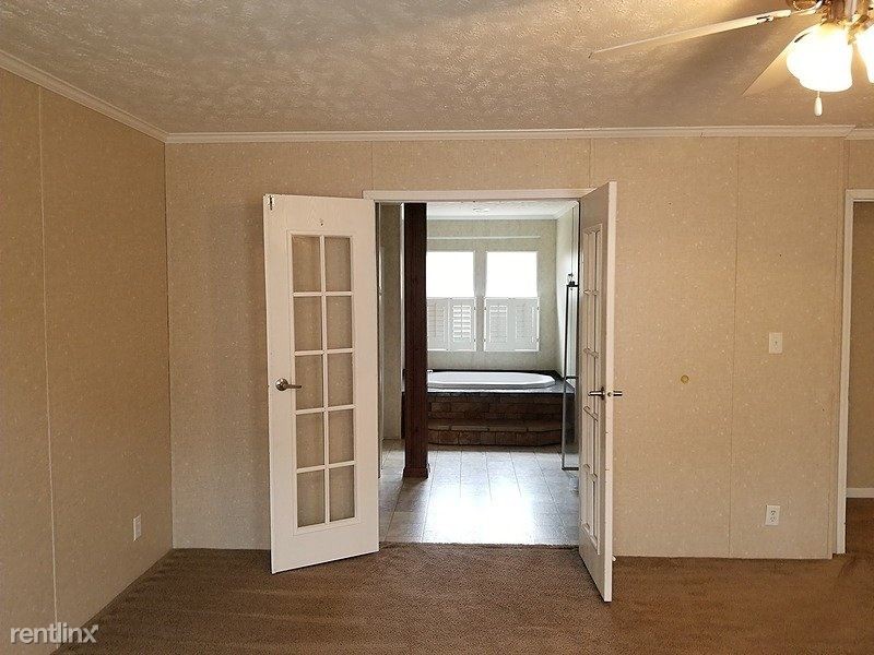 Building Photo - 4 br, 2 bath House - 125 Adams Road