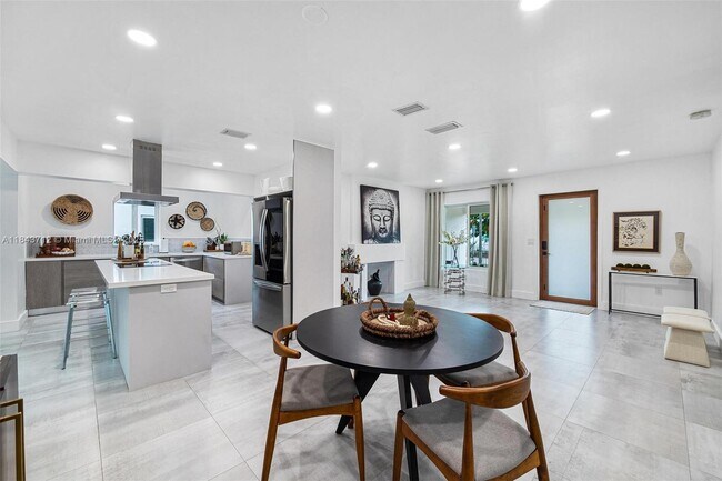 Foto del edificio - 2350 SW 24th St
