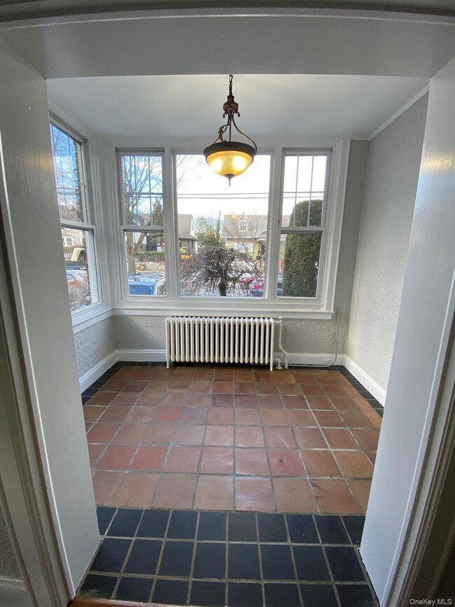 Foto del edificio - 321 Hayward Ave