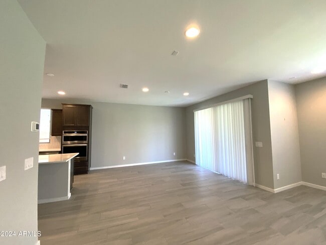 Building Photo - 3544 E Sands Dr