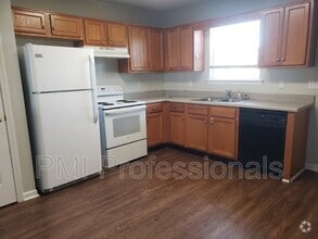 Building Photo - 1444 Benley St