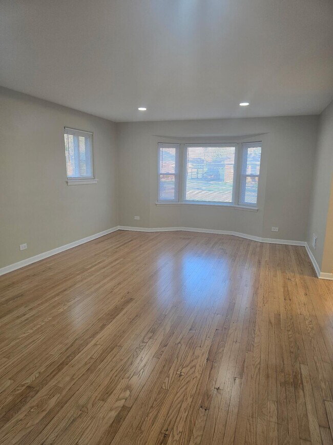 Foto del edificio - 4116 W 109th St