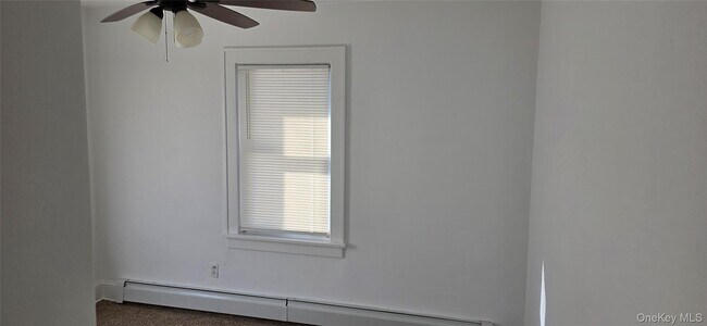 Foto del edificio - 56 Millspaugh Ln