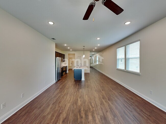 Building Photo - 507 Onate Cir