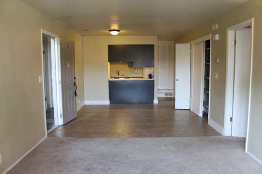 Primary Photo - 7096 S Highland Dr
