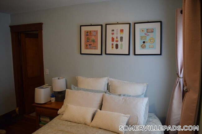 Foto del edificio - 1065 Broadway