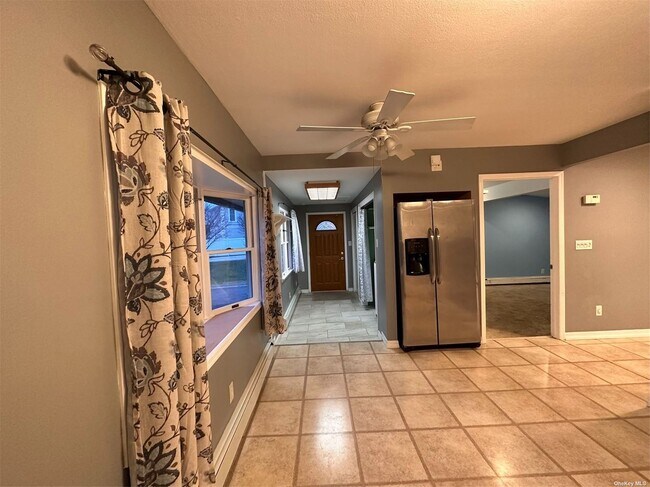 Foto del edificio - 44 Arbor Ln