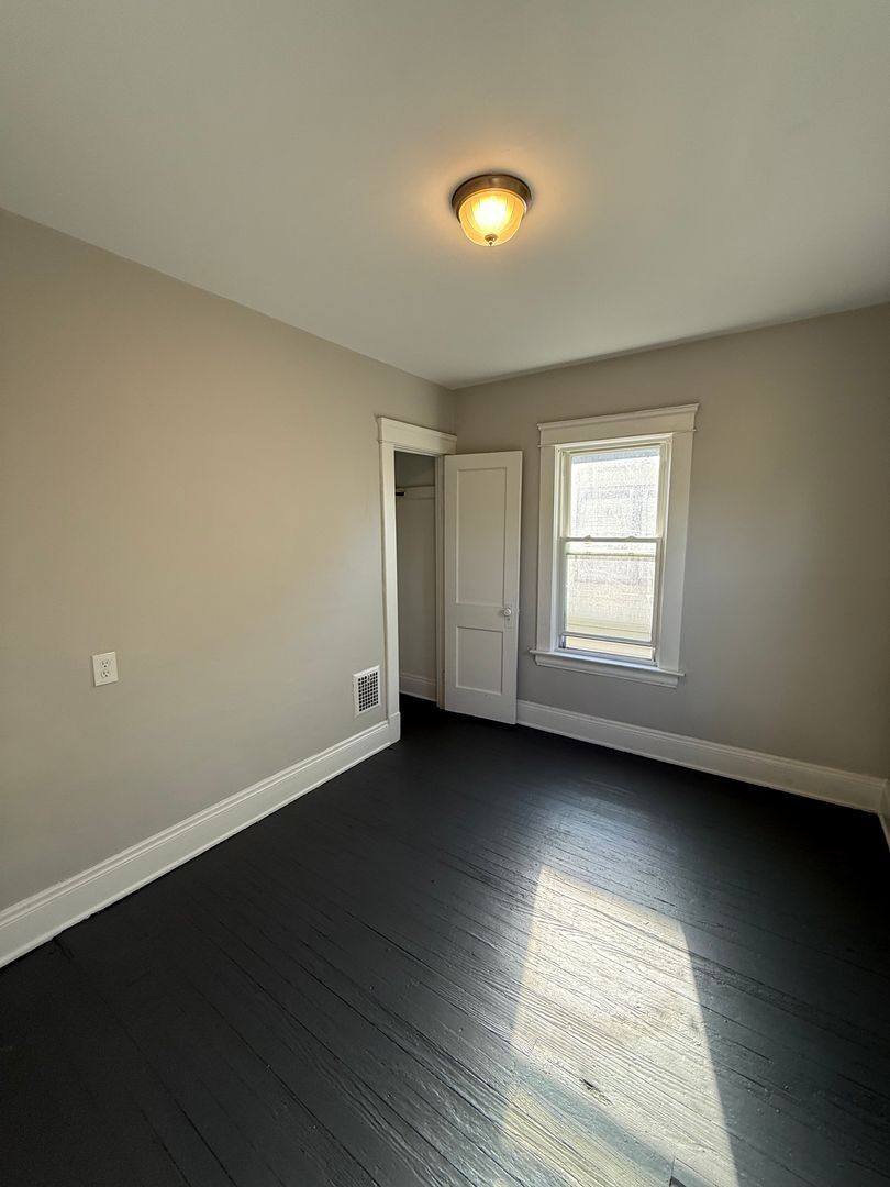 13710 Caine Ave Cleveland, OH 44105 – photo 2