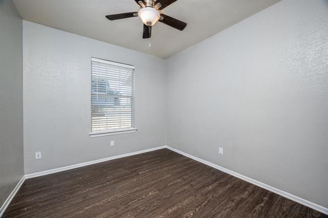 Foto del edificio - 629 Park Ln