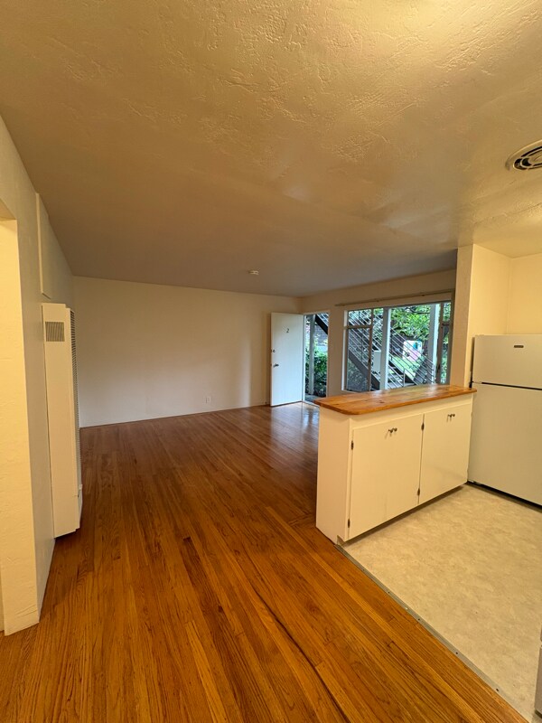 Building Photo - 16 Pacheco St