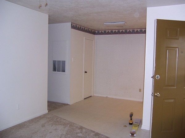 Building Photo - 1024 Navarro Dr