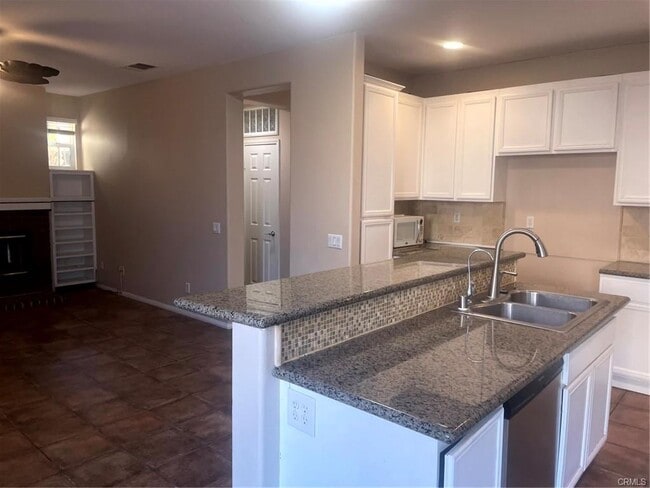 Building Photo - 27664 Cobblestone Ct