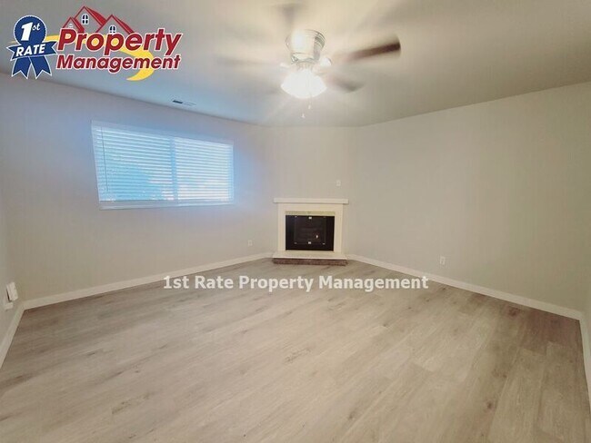 Foto del edificio - 4920 W Blodgett Ln