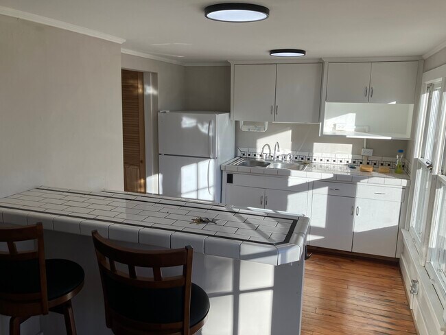 Foto del edificio - 100 Island Ave