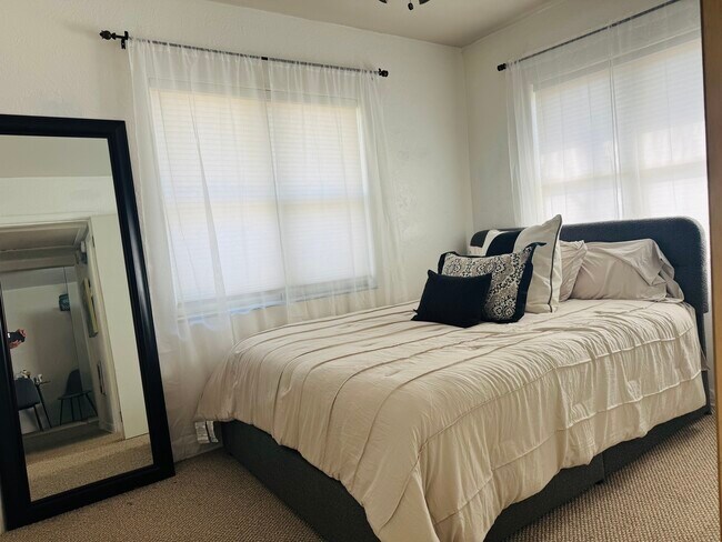 Foto del edificio - 412 73rd Ave