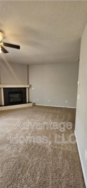 Foto del edificio - 7619 McCoy St