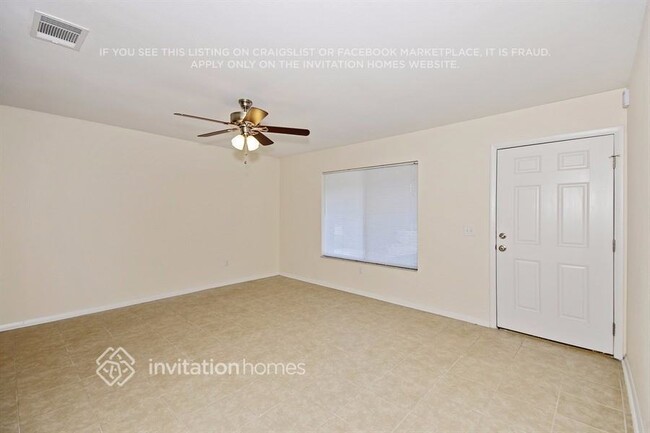 Building Photo - 370 Epping Ct