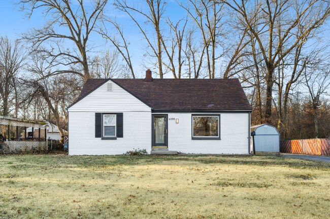 Building Photo - 6508 South Dr