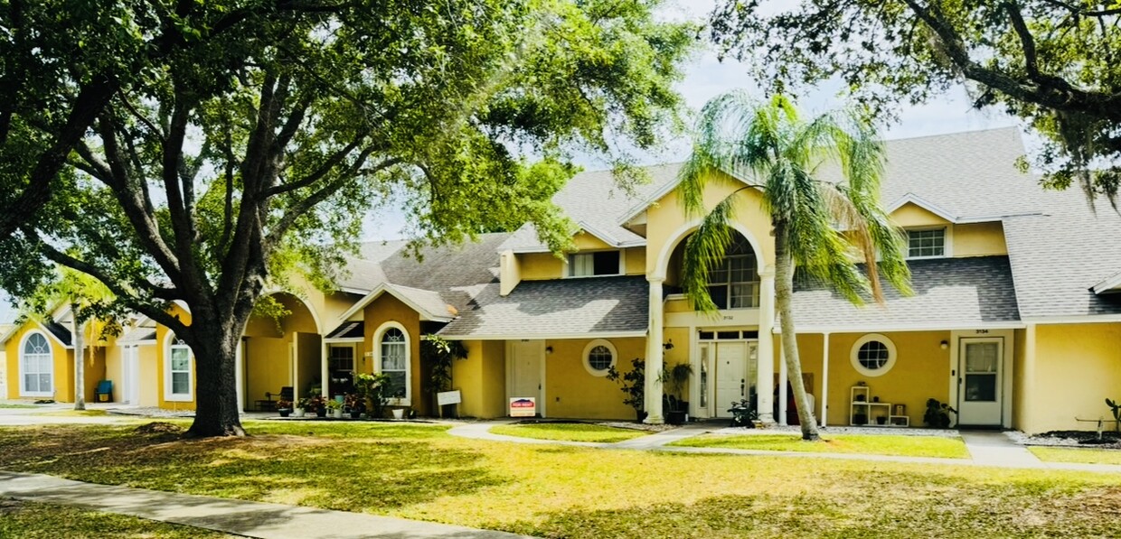 Foto principal - 3130 Enclave Ct