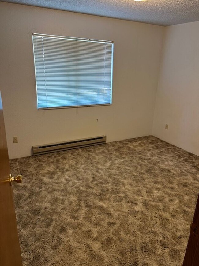Foto del edificio - 648 SE Dobson Ct
