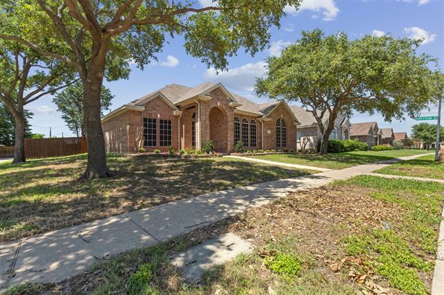 Building Photo - 1105 McKenzie Ln
