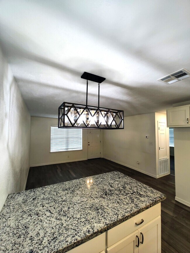 Building Photo - 3374 US-69