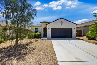 Building Photo - 1033 W Avalon Canyon Dr