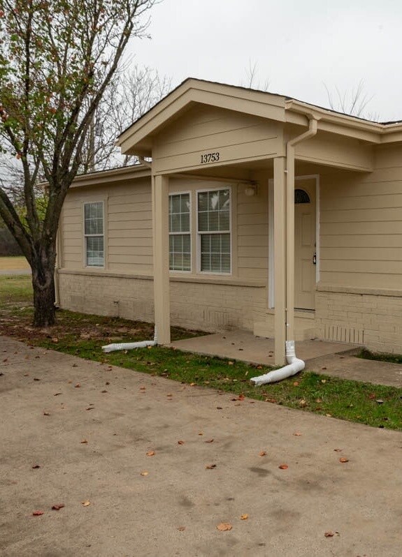 Foto principal - 13753 Biggs St