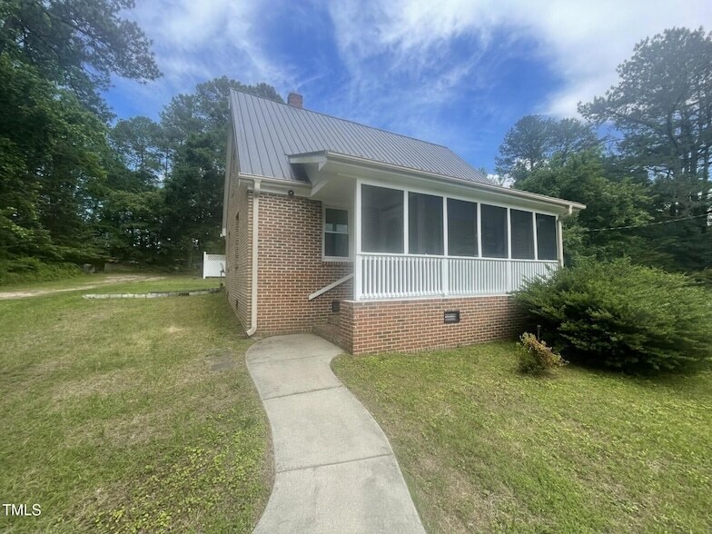 Foto principal - 1237 Martin Pond Rd