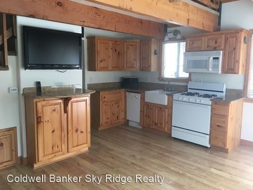 Building Photo - 2 br, 1 bath House - 39203 Cedar Dell