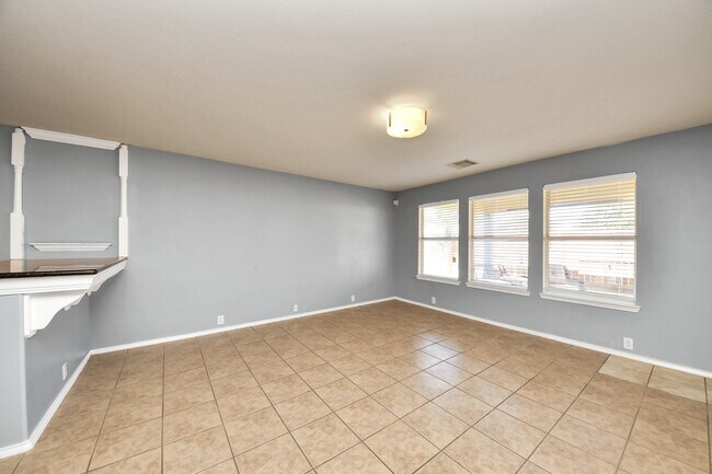 Foto del edificio - 2038 Eddlewood Ct