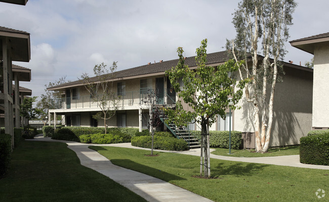 Building Photo - Arroyo Casa