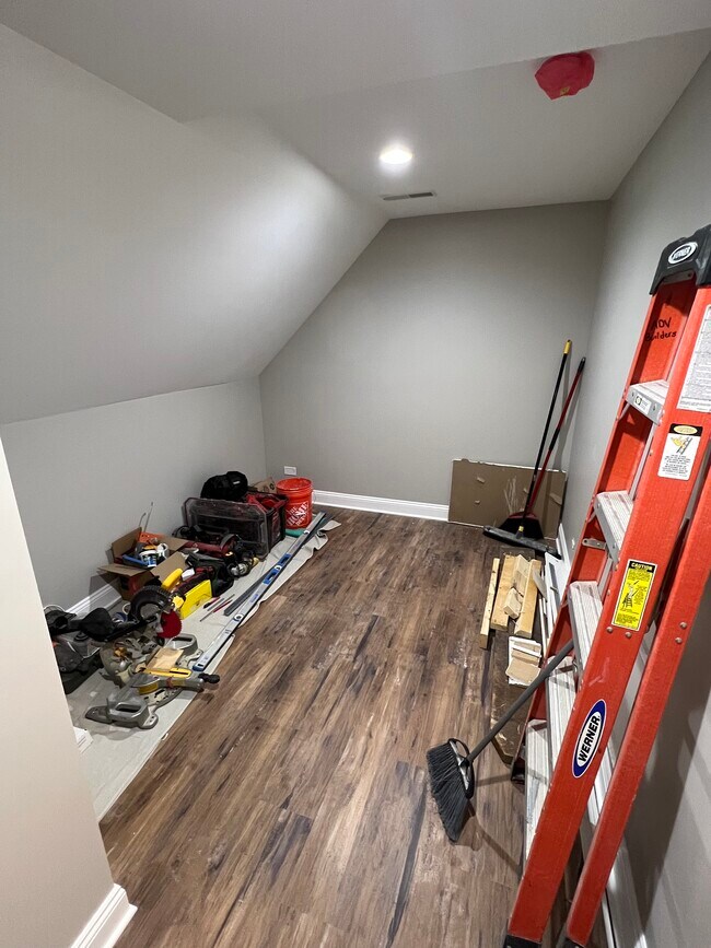 bedroom #2 - 4108 N Lawndale Ave