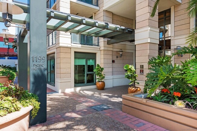 Foto del edificio - 1199 Pacific Hwy