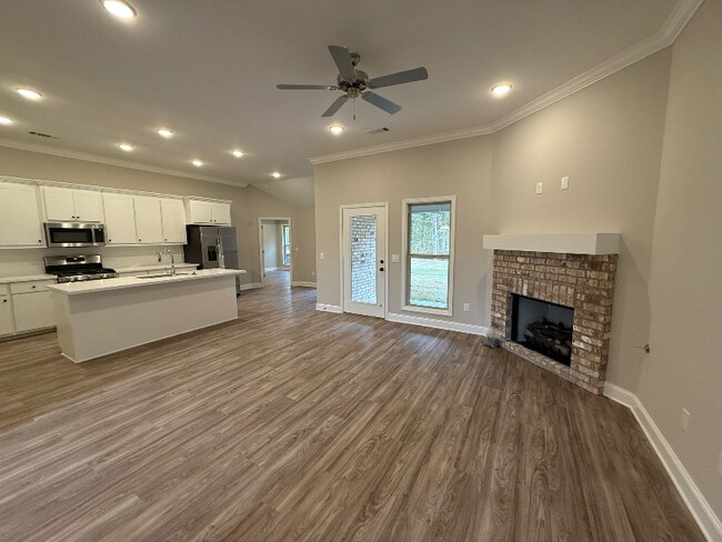 Foto del edificio - 546 Patrick Farms Dr