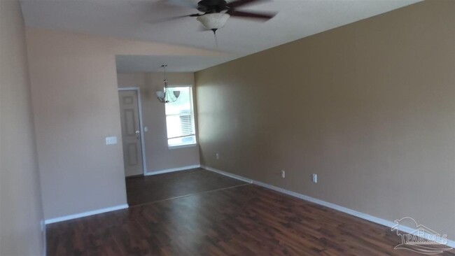 Foto del edificio - 418 Bay Pine Villas Dr