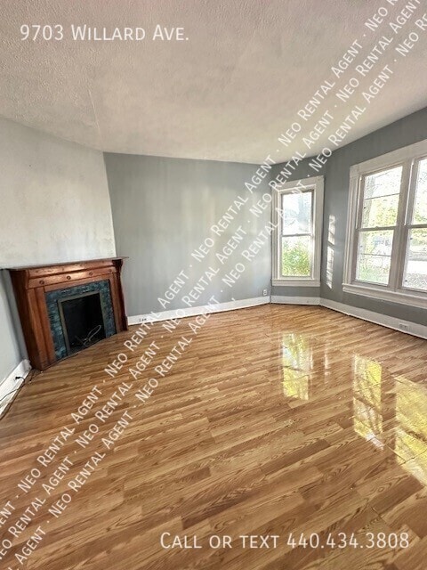Foto del edificio - 9703 Willard Ave