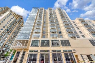 Building Photo - 1310 Fillmore St