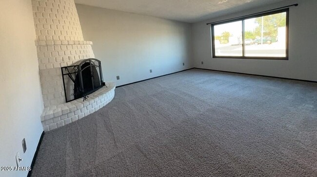 Building Photo - 4702 Pso Del Rico