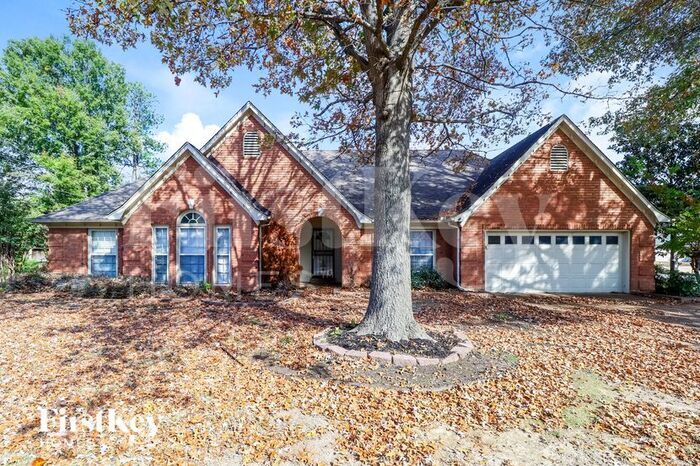 Foto principal - 1972 Westbriar Dr