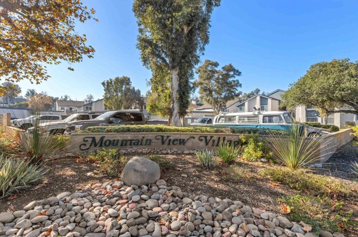 Primary Photo - Great 2 Bedroom in Quiet Community